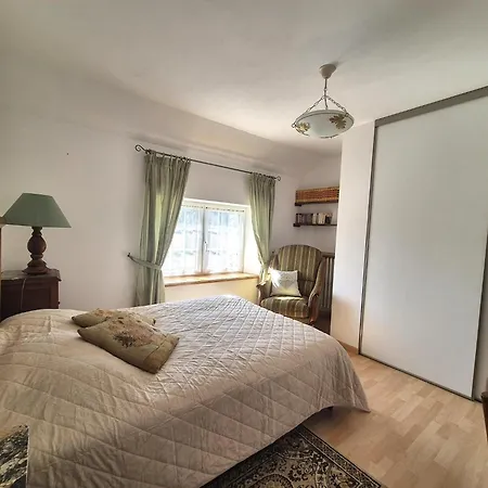 Prázdninový dům Spacious Family Near The Sea