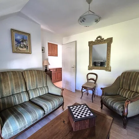 Spacious Family Near The Sea Prázdninový dům Denneville