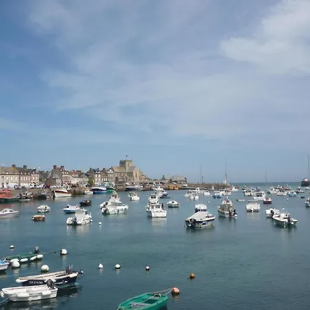 Prázdninový dům Spacious Family Near The Sea *