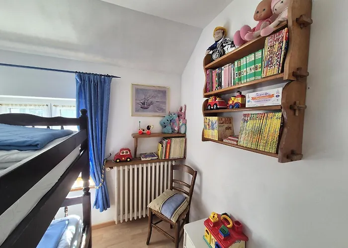 Prázdninový dům Spacious Family Near The Sea Denneville