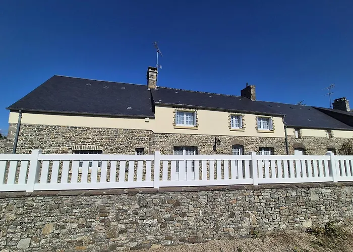 Spacious Family Near The Sea *