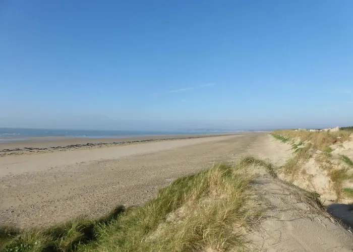 Prázdninový dům Spacious Family Near The Sea Denneville