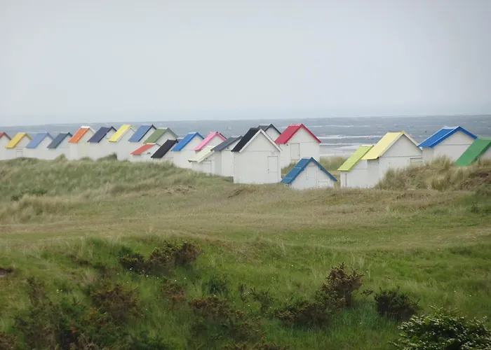 Prázdninový dům Spacious Family Near The Sea *